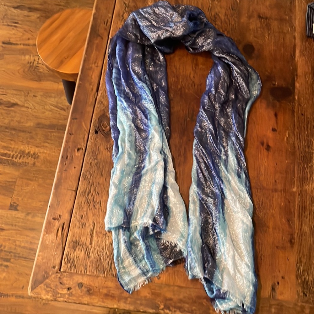 Tommy Bahama scarf